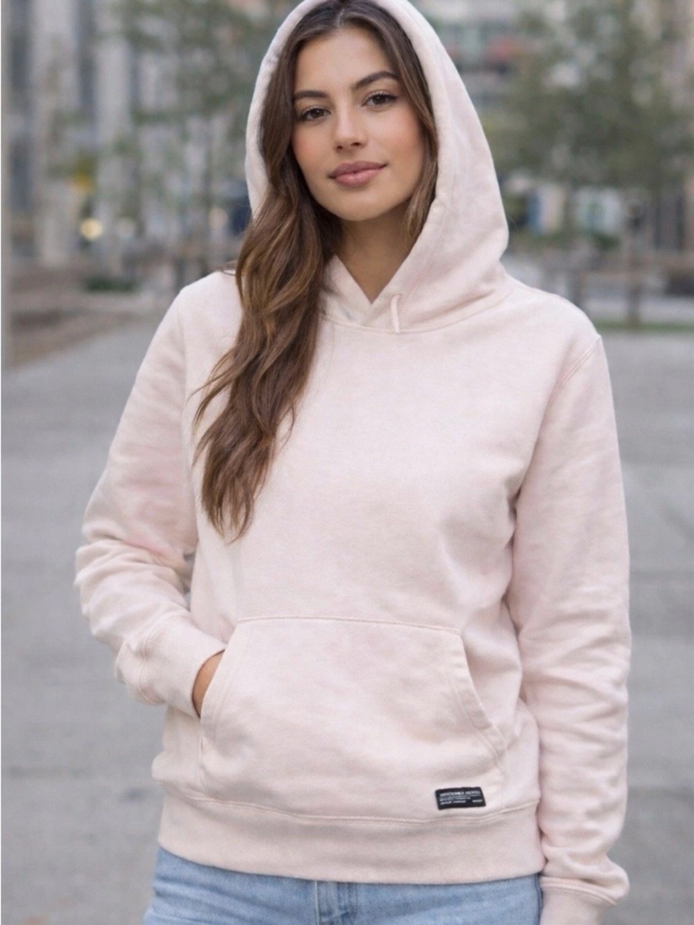 Abercrombie & Fitch Pink Hoodie Women’s Medium Soft Fleece Pullover Minimal Logo